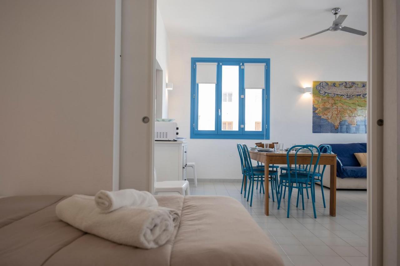 Casa Azzurra Sul Mare E Centralissima サン・ヴィート・ロ・カーポ エクステリア 写真