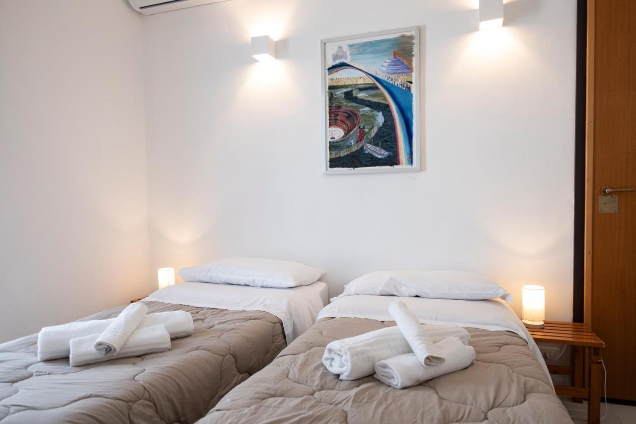 Casa Azzurra Sul Mare E Centralissima サン・ヴィート・ロ・カーポ エクステリア 写真